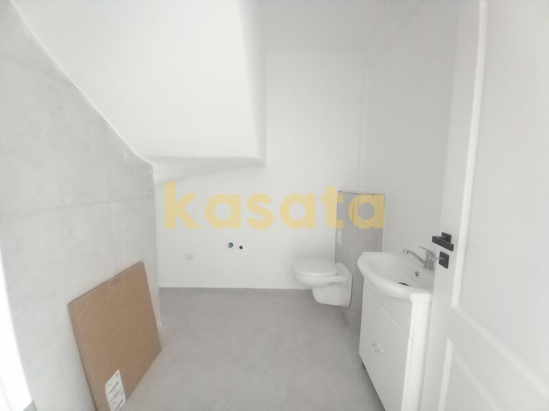 Duplex 140 mp + curte 200 mp | Bragadiru, Crisul Repede - Celofibrei